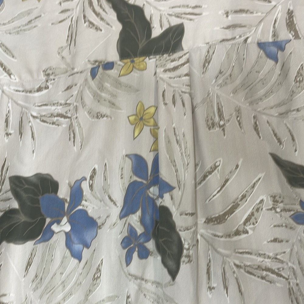 Jos A Bank Mens Shirt Large Blue Brown Button‎ Up Hawaiian Silk Vacation Floral - Picture 3 of 11